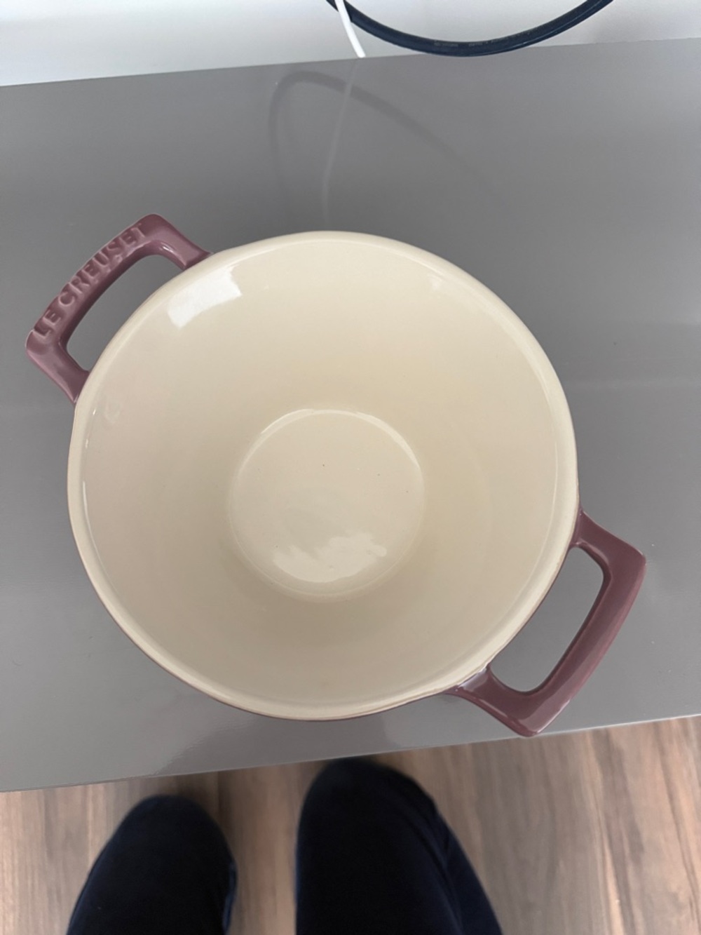 Le Creuset Cassoulet Serving Bowl in FIG - Picture 3 of 6